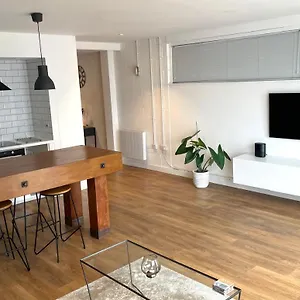 https://spacious-industrial-style-apartment.cambridgehotelsuk.com